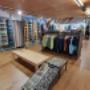 Wanderschuhe und Trekkingschuhe mit Outdoorbekleidung