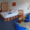 schön eingerichtetes Zimmer