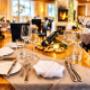 KREUZEN SIE MESSER & GABEL
Ein Essen lang geniessen, abschalten und ausspannen.
Geniessen Sie auserlesene Weine, ansprechend angerichtete Teller und Speisen die den Gaumen erfreuen im Genuss Restaurant Kreuz Egerkingen.

Wählen Sie dazu die Ihnen am best