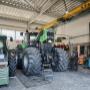 Innenansicht - Deutz-Traktoren - AGROmechanik GmbH, Inkwilerstrasse 1, 4553 Subingen, Solothurn (SO), Schweiz