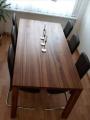 Holztisch