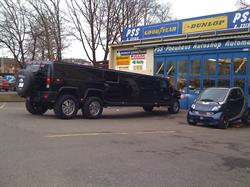 PSS Pneuhaus + Autoshop B. Syfrig, G.+R. Folino