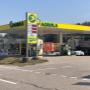 AGROLA Tankstelle in Hindelbank mit TopShop; überdachte Tankstelle
