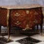 Restauration d’une commode Louis XV - Robert Brossy Antiquités Rolle
