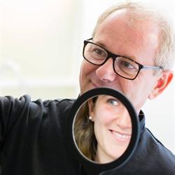 Dr Philippe Sillard