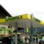 AGROLA Tankstelle in Château d'Oex. Überdacht. Direkt bei Landi Laden. Zwei Tanksäulen.