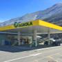 AGROLA Tankstelle in Saxon, station service AGROLA à Saxon.
