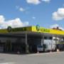 AGROLA Tankstelle in Laupen mit TopShop; überdacht; Warnschilder