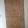 Schrank aus Naturholz