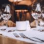 Hotel Restaurant Ronalp
Ronalp-Stübli
Für 20 bis 40 Personen. Eine Attraktion! A la carte-Restaurant; Spezialitäten aus dem sonnigen Wallis und der ganzen Schweiz. Die heimelige Atmosphäre und die Gemütlichkeit laden zum Verweilen ein.