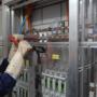 Arbeiten unter Spannung
Industrie