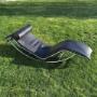 Cassina LC4 Designer Liege neu überziehen in Leder schwarz