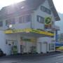 AGROLA Tankstelle in Mandach - überdacht mit zwei Tanksäulen und Zahlterminal
