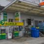 AGROLA Tankstelle in Emmenbrücke Luzern, Landi nebenbei
Zwei Tanksäulen mit Zahlterminal