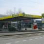 AGROLA Tankstelle in Aarwangen bei Citroen Garage (im Hintergrund). Überdacht.