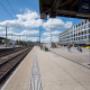 Aussenansicht vom Bahnhof Liestal zum UNO Gebäude mit Zahnarztpraxis Smile Clinix Liestal