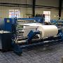 Plotterrollen Maschinen
Plotterrollenschneidmaschinen Typ 1600 PRM

 

Die Plotterrollenschneidmaschine wird eingesetzt um Grossformatpapiere umzurollen und automatisch kleber und falzlos an die Hülse anzulegen und faltenfrei zu wickeln.

Die hohe Wirtschaftlichkeit der Maschine zeichnet sich aus durch geringe Stillstandzeiten und schnelle Hoch und Tieflaufzyklen. Aufgrund der verschiedenen Spannwellen d 50mm und d 76mm

können Rollen mit Längen bis 250m gewickelt werden.