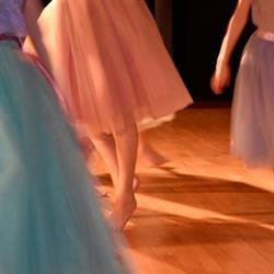 Move and Dance