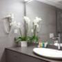 Guest room bath