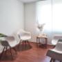 Wartezimmer der Zahnarztpraxis zahn.atelier Arlt in Steinhausen