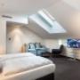 Hotel Motel One Basel - Room