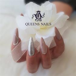 QueensNails
