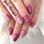 Gel-Nägel mit Laurii Pulvergel System