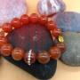 Bracelet en pierre naturelle de conception artisanale. Matériaux locaux. Casquettes et accessoires de mode pour hommes et femmes à Genève