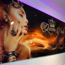 Queen's Nails - Uster