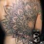SchattenLicht Tattoo Rücken