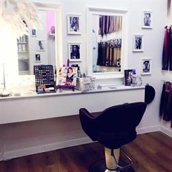 Professional Hair Extension & Beauty