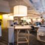 Grosszügiger Workspace mit offener Coworking-Fläche im CreativeSpace Zürich. Flexibel buchen: Einzeltag, 11er Karte oder auf Monatsbasis inklusive Firmendomizil