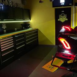 MOTOWERK - Motorrad Service, Motorradhandel, Motorradwerkstatt, Pneu, Occasionen, Tuning