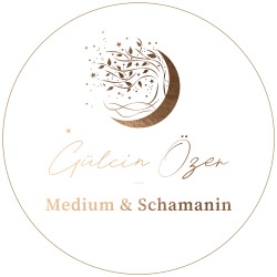 Medium Schweiz Gülcin Özer CSNU