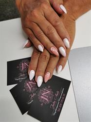 Julia Nails