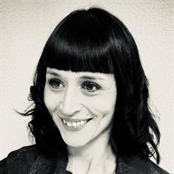Claudia's Nagel Stübli