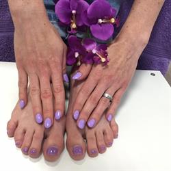 Nails & Beauty by Li