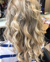 Coiffure Libre Cour