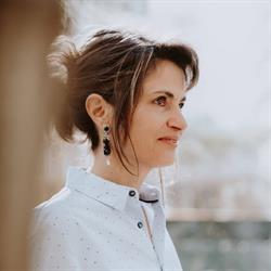 Hypnose Thérapeutique, Cristina Perrin
