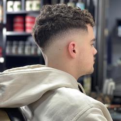 Gloire barber shop