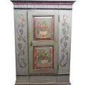 071 Weinbauern-Schrank Barock im guten Zustand kaufen