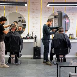 Coiffeur Black & White