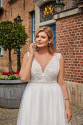 Brautfashion moda Sposa chez La Morella Boutique & mobile Heimberatung
