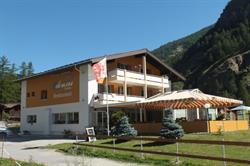 Restaurant & Rooms "Hole in One"
