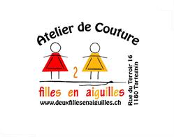 Deux filles en aiguilles