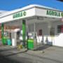 AGROLA Tankstelle  in Gstaad - zwei Tanksäulen - überdacht