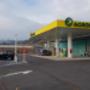AGROLA Tankstelle in Neu St. Johann mit Landi und LAVEBA Shop. Links Einfahrt zu sehen. Überdachte Tankstelle.