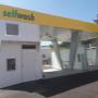 selfwash Autowaschanlage der AGROLA Grünen-Sumiswald. Zwei überdachte Lanzenwaschplätze.