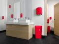 Waschraumausstattung in Rot