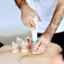 Schröpfen eine von vielen Therapiemethoden